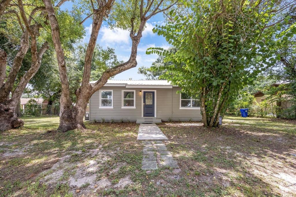 706 N OLD WIRE ROAD