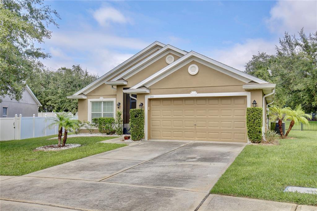 942 WILLOW OAK LOOP, MINNEOLA, FL — photo 3 of 30
