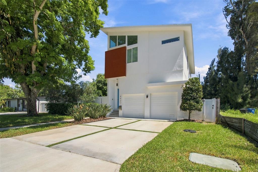 4440 POMPANO DRIVE SE, ST PETERSBURG, FL — photo 2 of 30