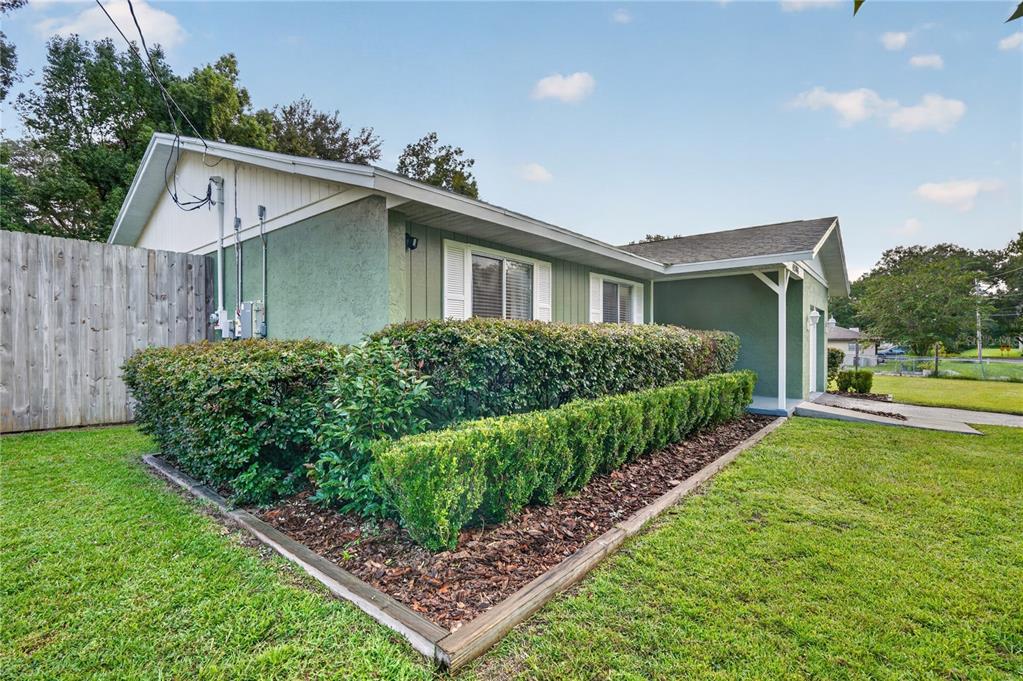 4506 NE 8TH PLACE, OCALA, FL — photo 4 of 23