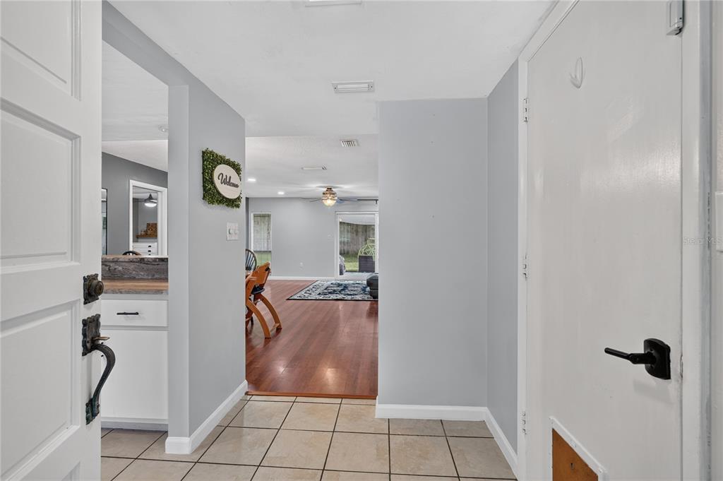4506 NE 8TH PLACE, OCALA, FL — photo 5 of 23