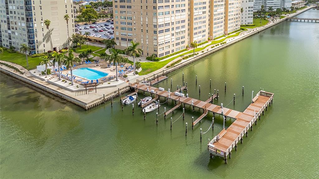 5220 BRITTANY DRIVE S UNIT 201, ST PETERSBURG, FL — photo 2 of 30