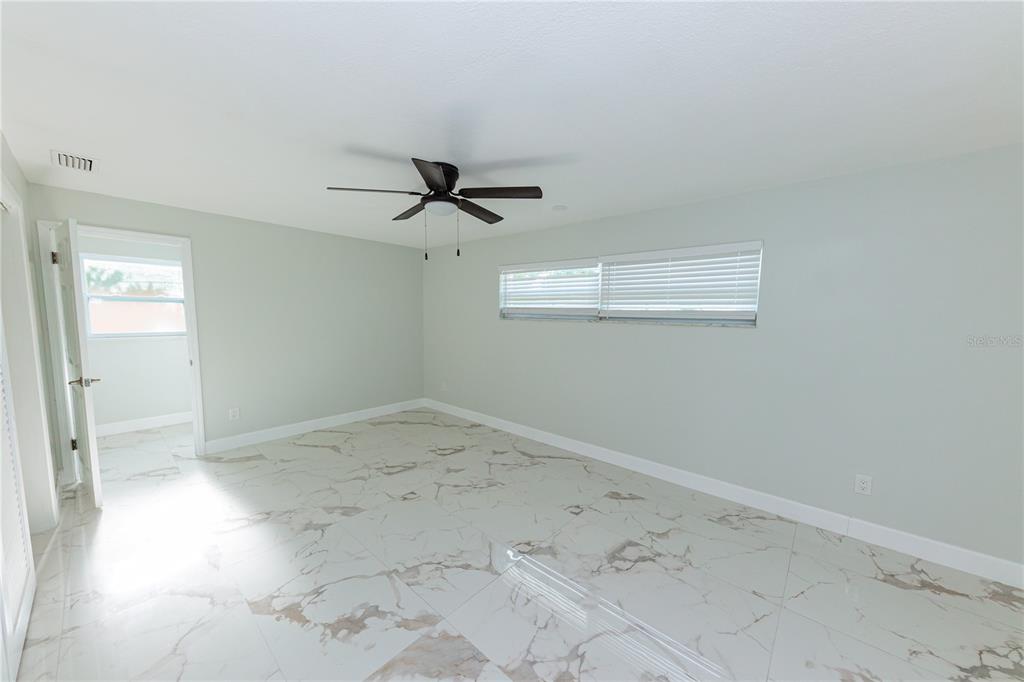 8830 69TH STREET N, PINELLAS PARK, FL — photo 5 of 30
