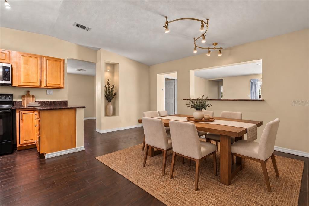 33 S ORTMAN DRIVE, ORLANDO, FL — photo 4 of 19