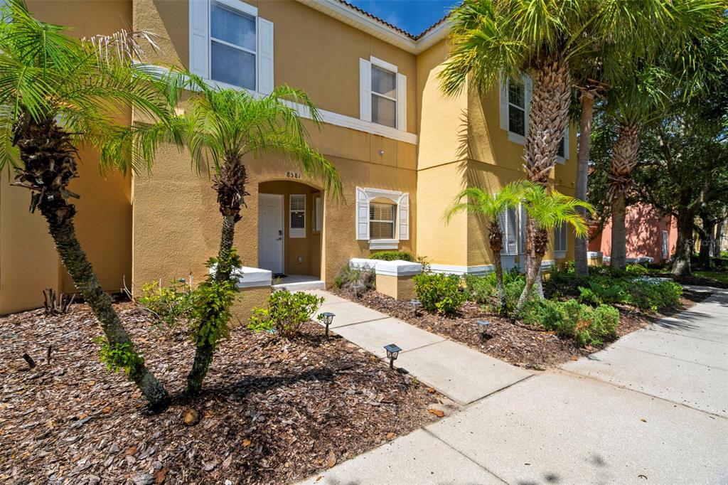 8581 BAY LILLY LOOP, KISSIMMEE, FL — photo 2 of 27