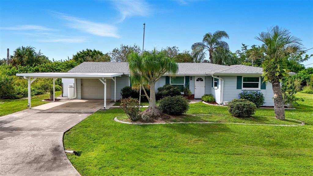 28427 COCO PALM DRIVE