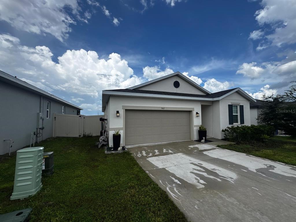 862 BALLANTYNE DRIVE