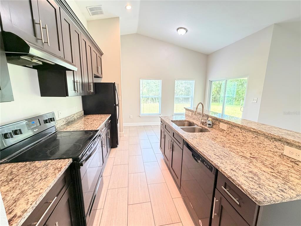 3124 N COVINGTON DRIVE, DELTONA, FL — photo 5 of 23