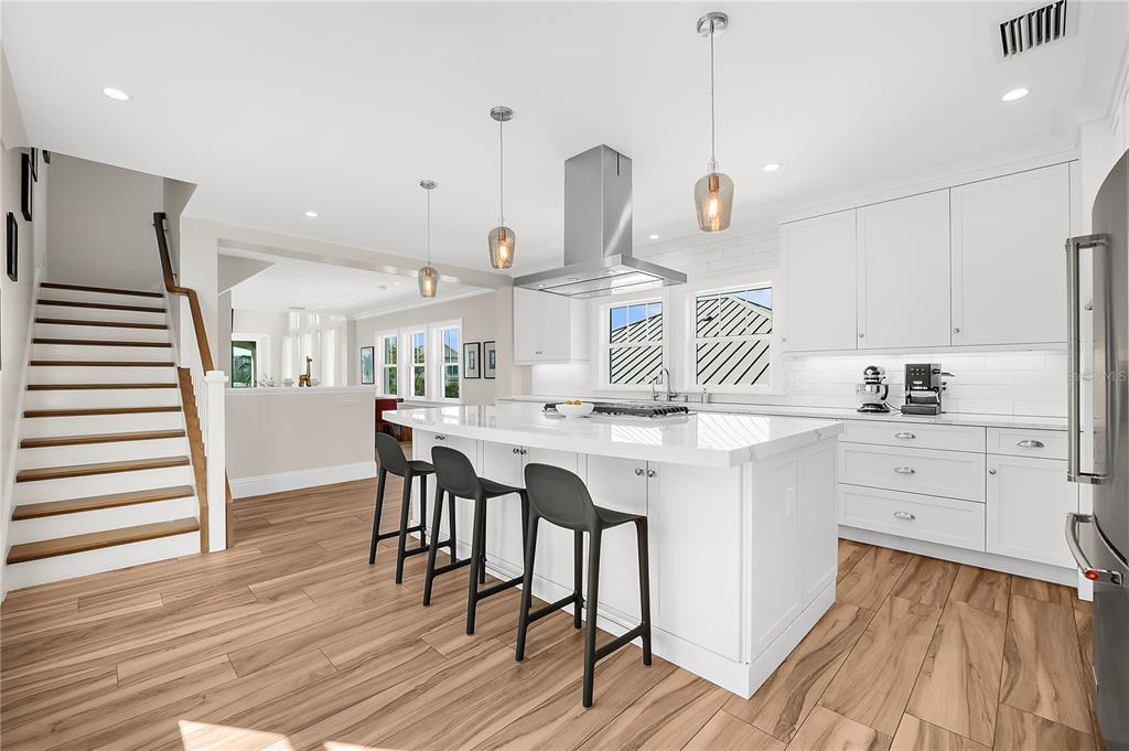 116 GARDEN LANE, SARASOTA, FL — photo 5 of 30