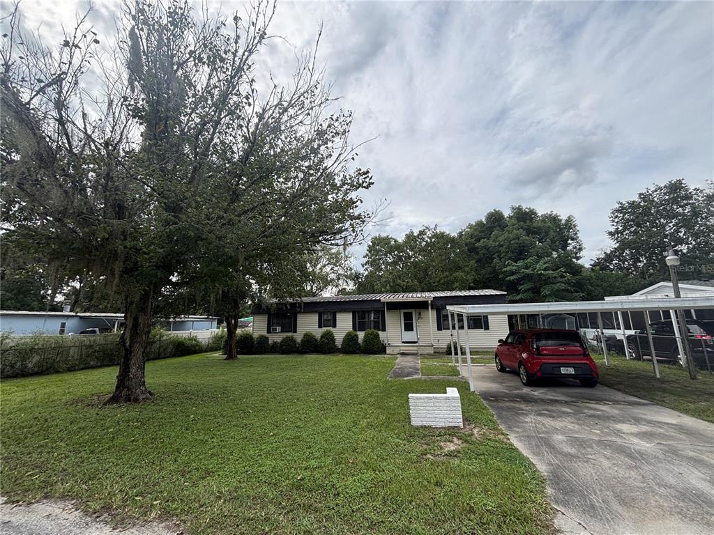 3728 NE 59TH AVENUE, SILVER SPRINGS, FL — photo 2 of 30