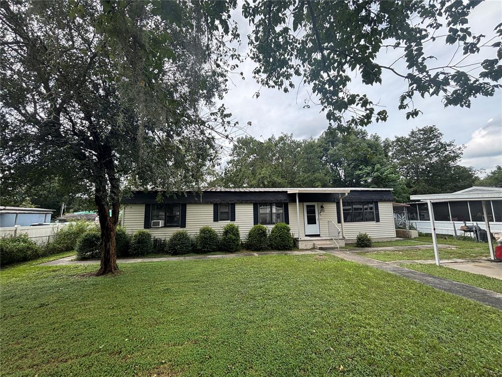 3728 NE 59TH AVENUE, SILVER SPRINGS, FL — photo 5 of 30