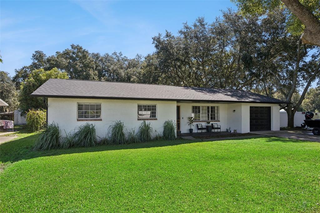 27544 LISA DRIVE, TAVARES, FL — photo 2 of 30