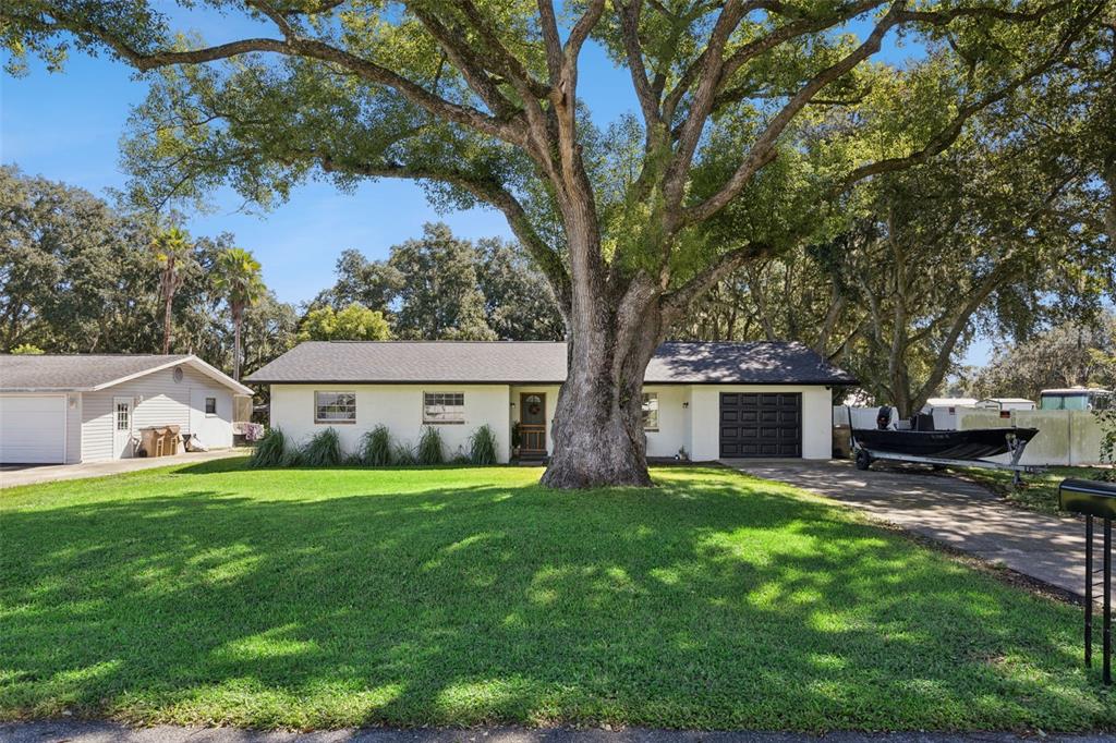 27544 LISA DRIVE, TAVARES, FL — photo 3 of 30