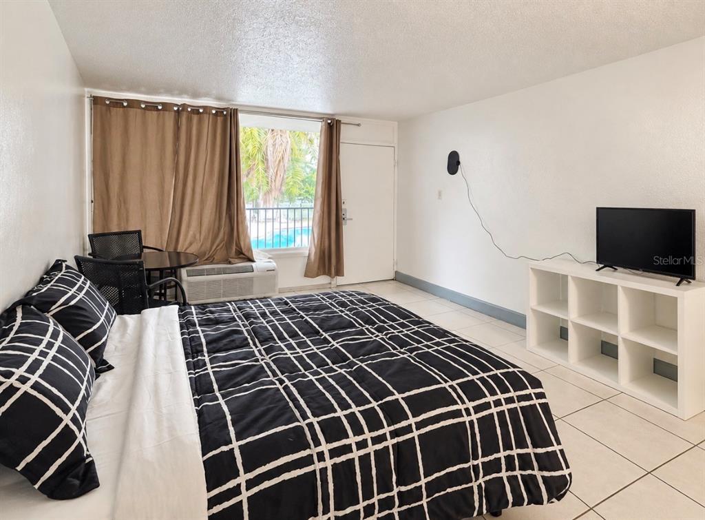 7900 S ORANGE BLOSSOM TRAIL UNIT 2002, ORLANDO, FL — photo 2 of 9