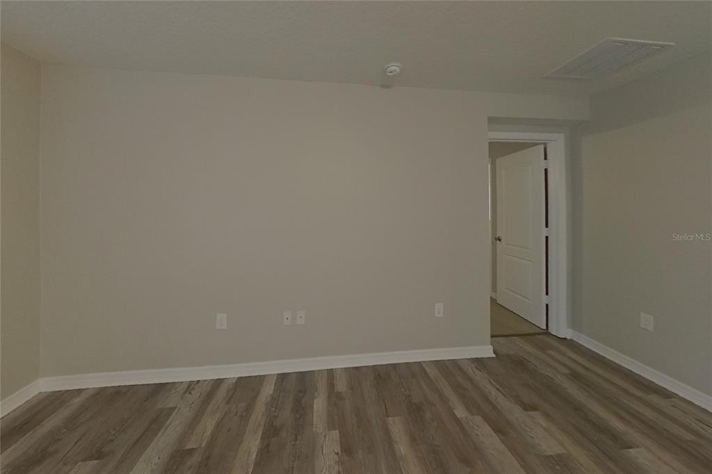 2244 GLADIOLUS LANE, MASCOTTE, FL — photo 2 of 15