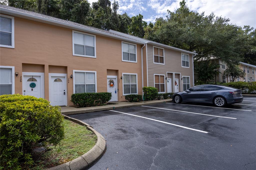 4415 SW 34TH STREET UNIT 203