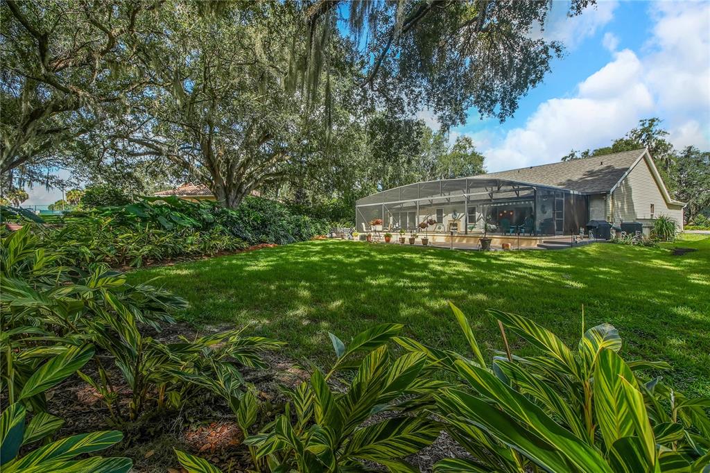 1524 CERVANTES PLACE, THE VILLAGES, FL — photo 5 of 30