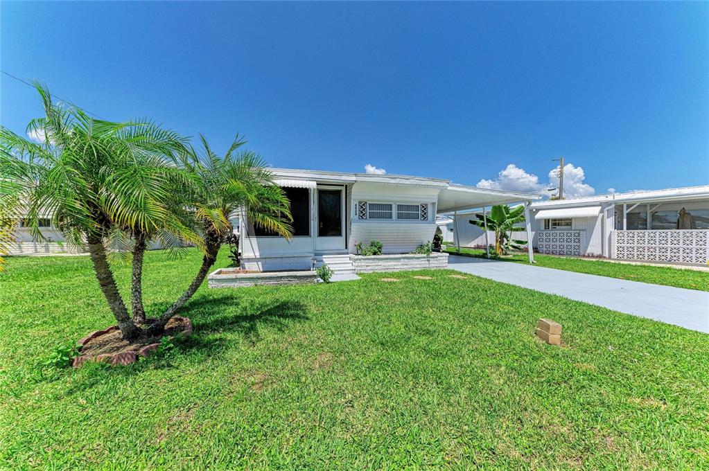 4924 OAKLAND HILLS AVENUE, SARASOTA, FL — photo 2 of 85