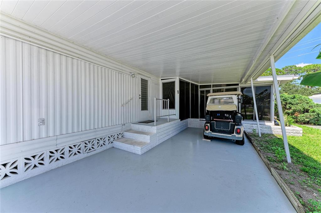 4924 OAKLAND HILLS AVENUE, SARASOTA, FL — photo 4 of 85