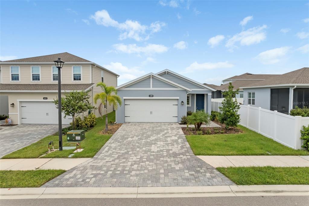 14008 CRIMSON AVENUE, BRADENTON, FL — photo 3 of 30