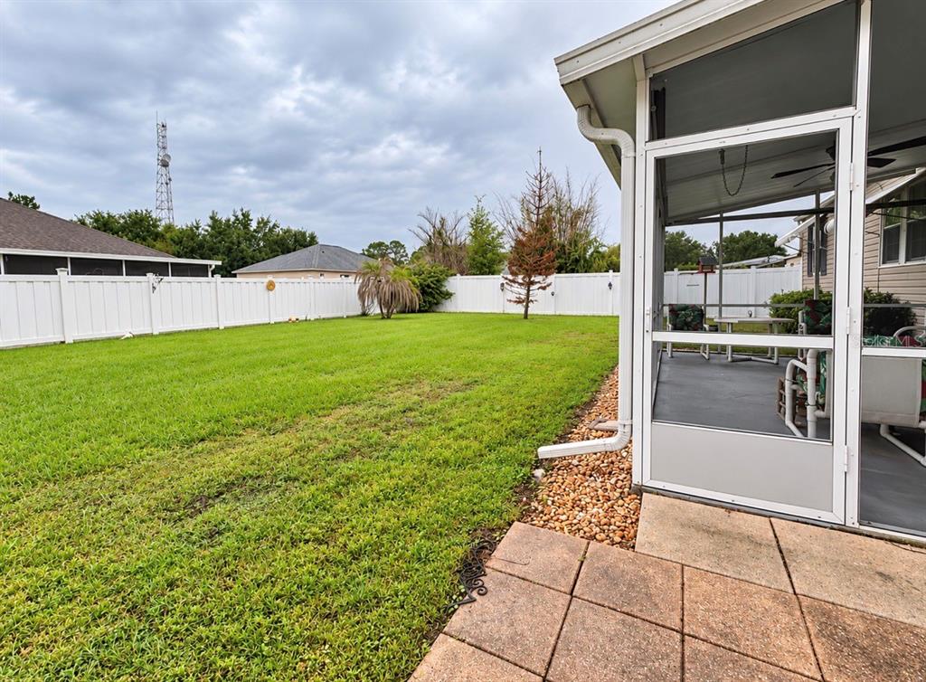 8335 MITCHALL DRIVE, LAKELAND, FL — photo 5 of 25