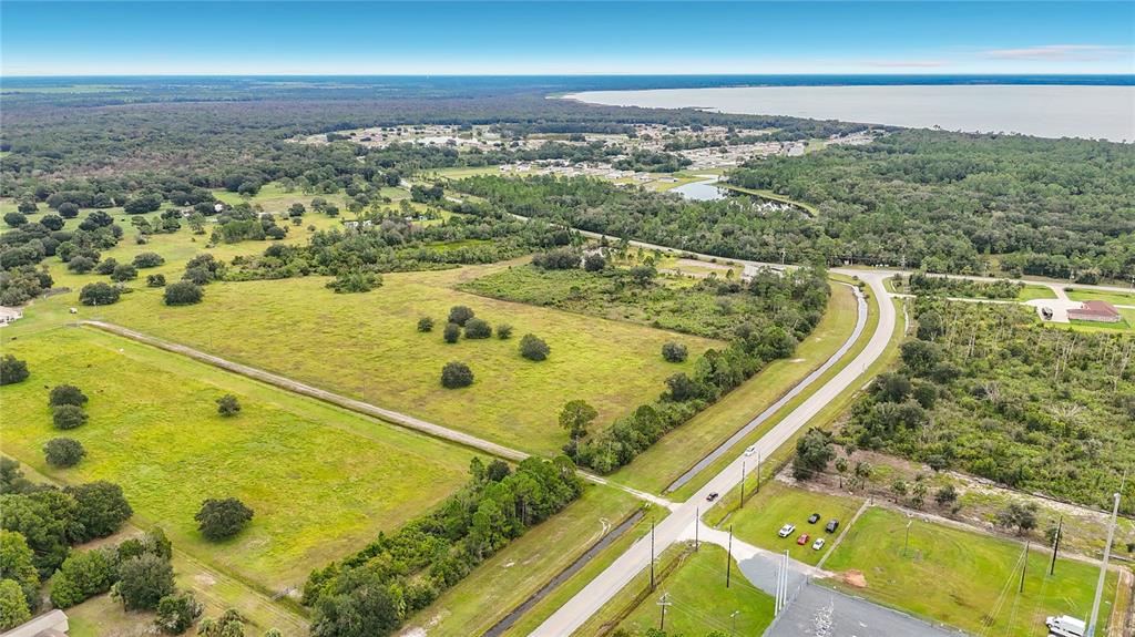 10721 LEISURE LANE E, LAKE WALES, FL — photo 2 of 30