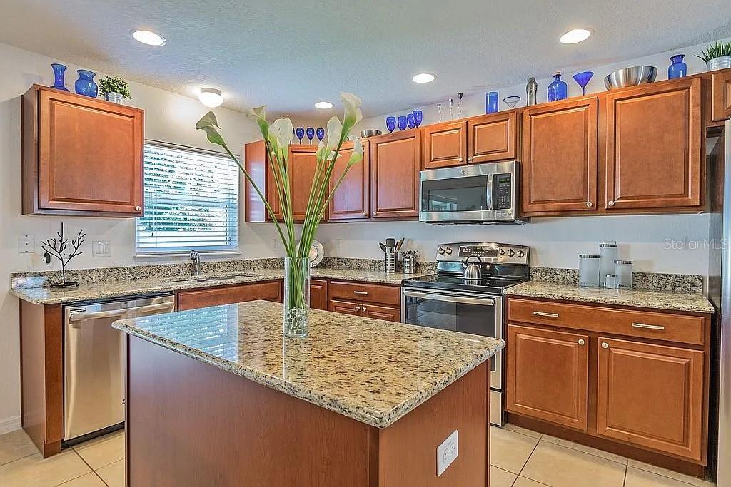 1836 EAGLE PINES CIRCLE, EAGLE LAKE, FL — photo 4 of 10