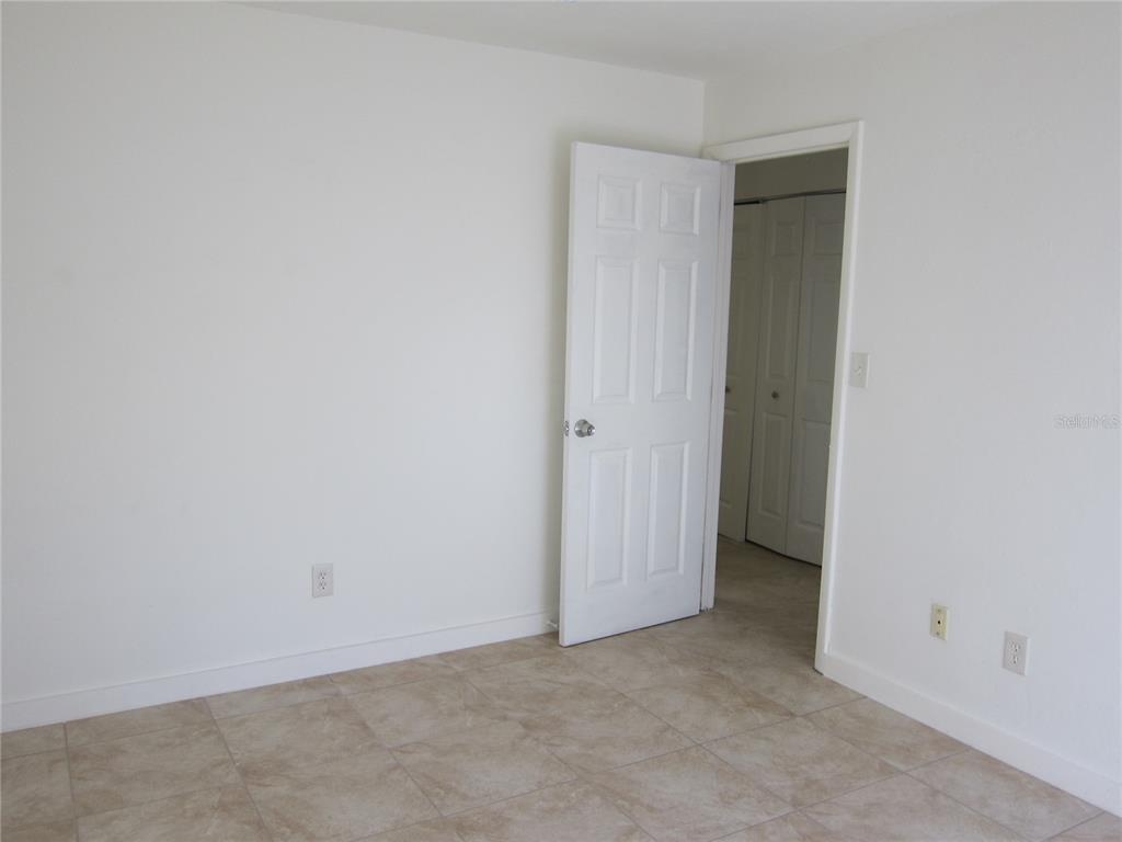 5701 NW 23RD TERRACE UNIT 6, GAINESVILLE, FL — photo 4 of 17
