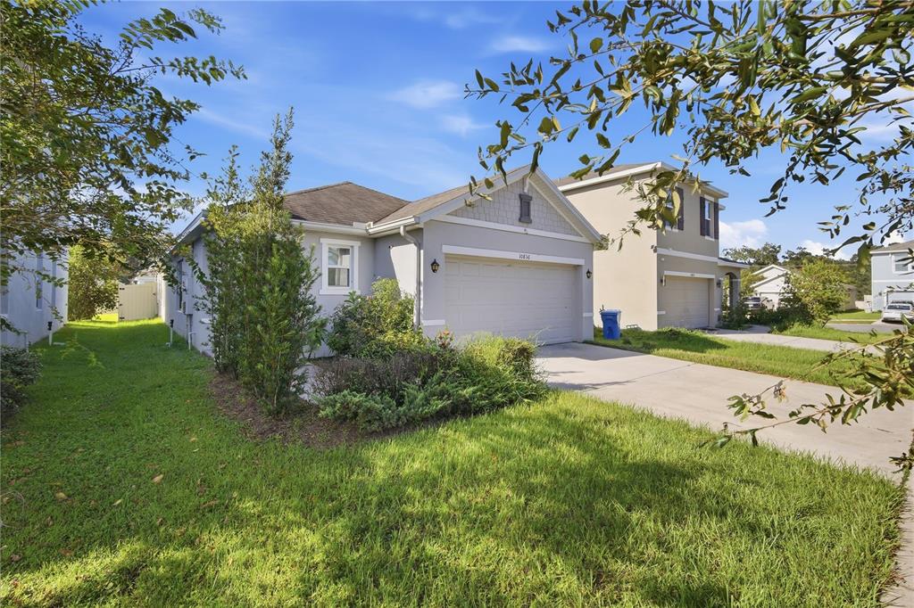 10836 TRAILING VINE DRIVE, TAMPA, FL — photo 3 of 26