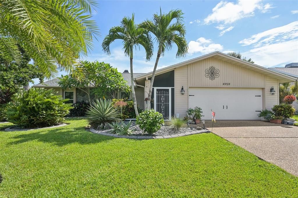 4959 SOUTHERN WOOD DRIVE