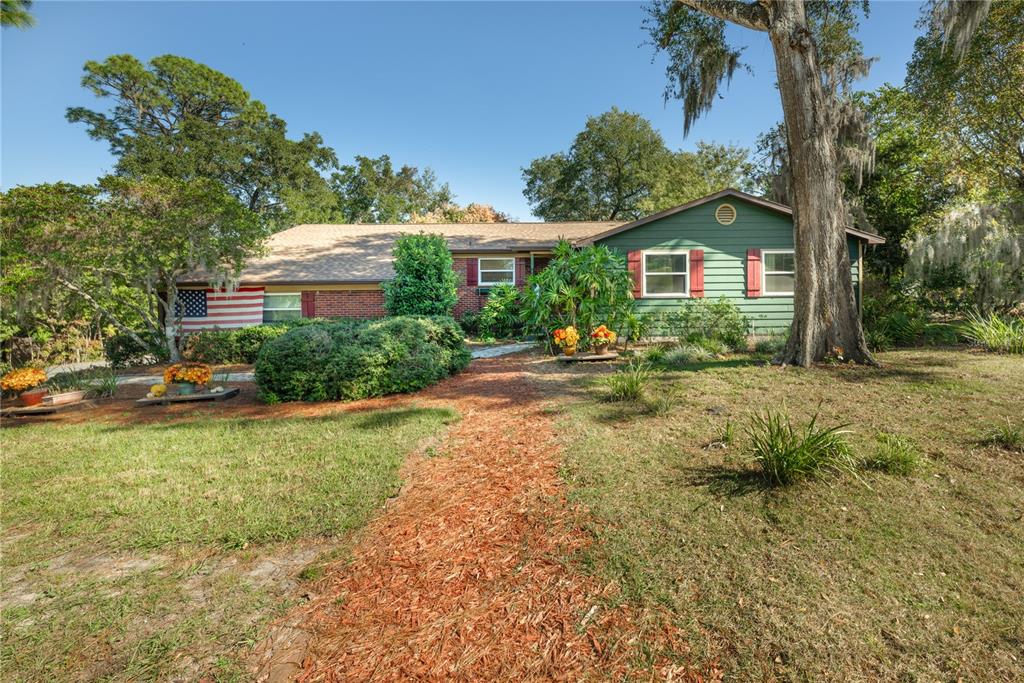 1438 CRESTVIEW DR