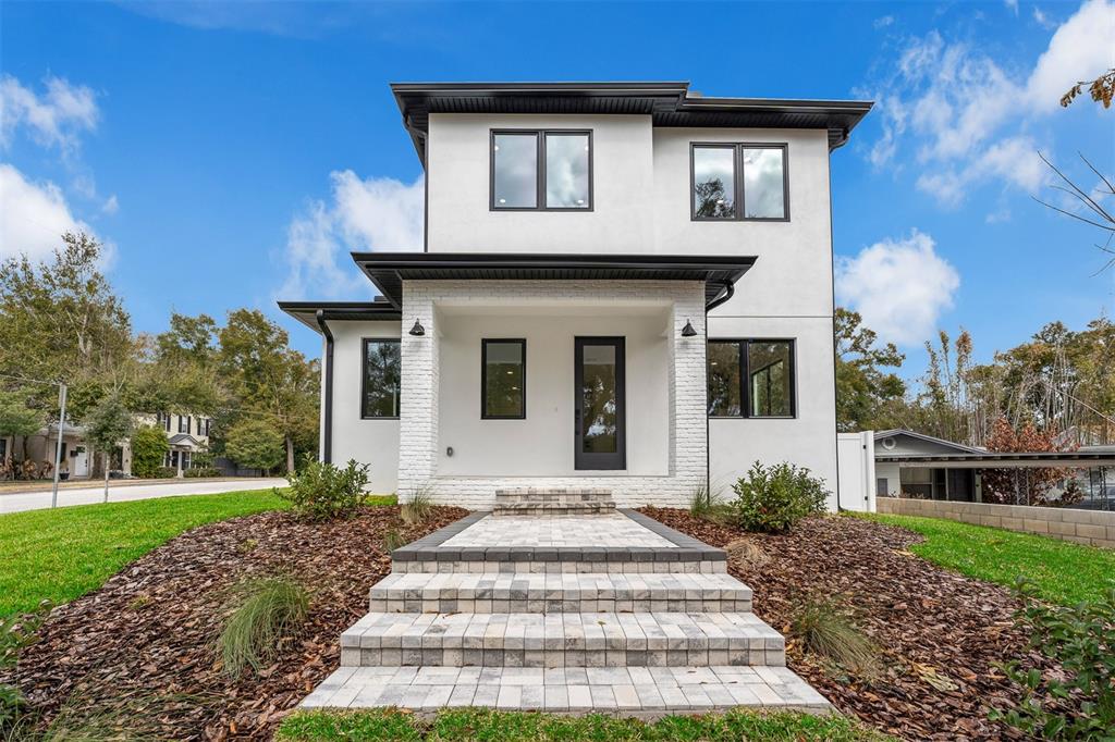 33 S GRAHAM AVENUE