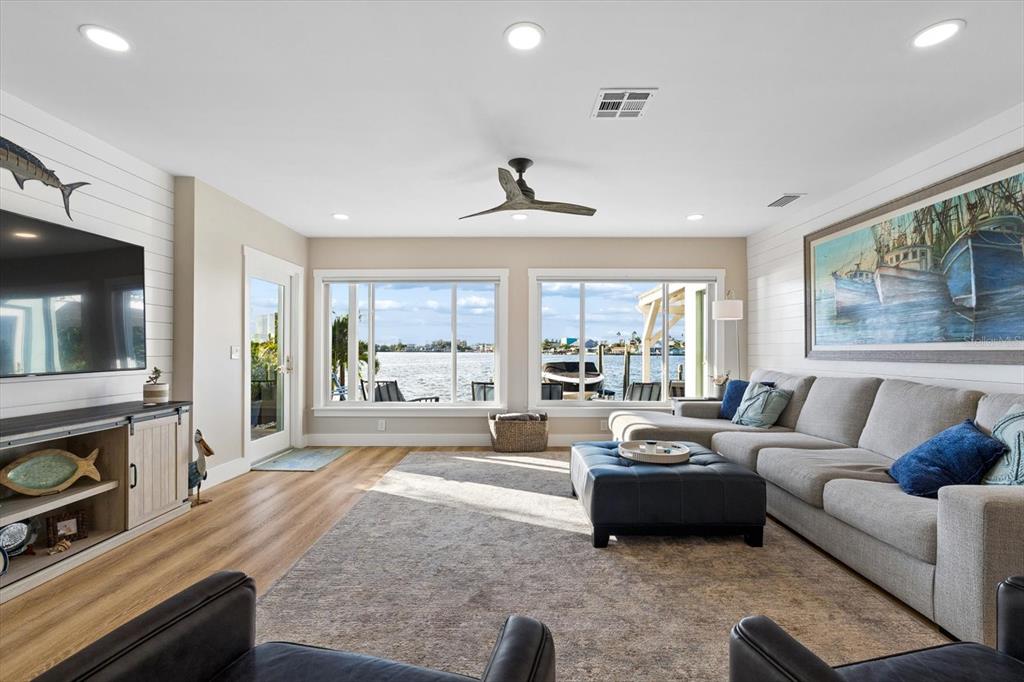 112 WALL STREET, REDINGTON SHORES, FL — photo 3 of 66