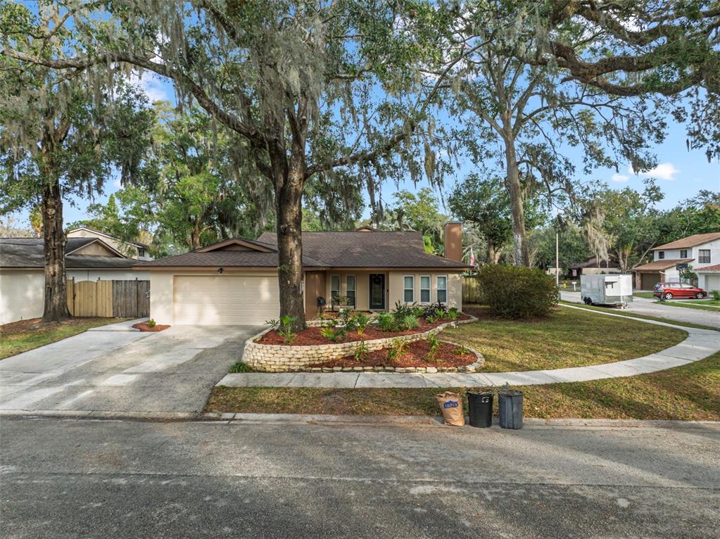 14801 OAK VINE DRIVE