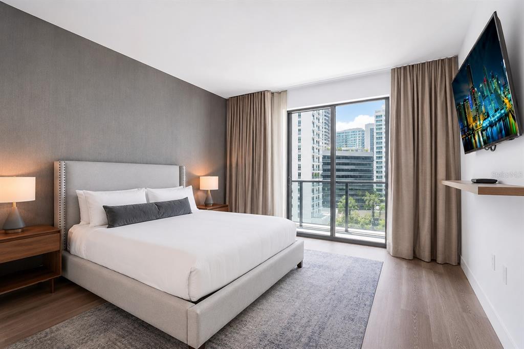 229 SW 9TH STREET UNIT 406