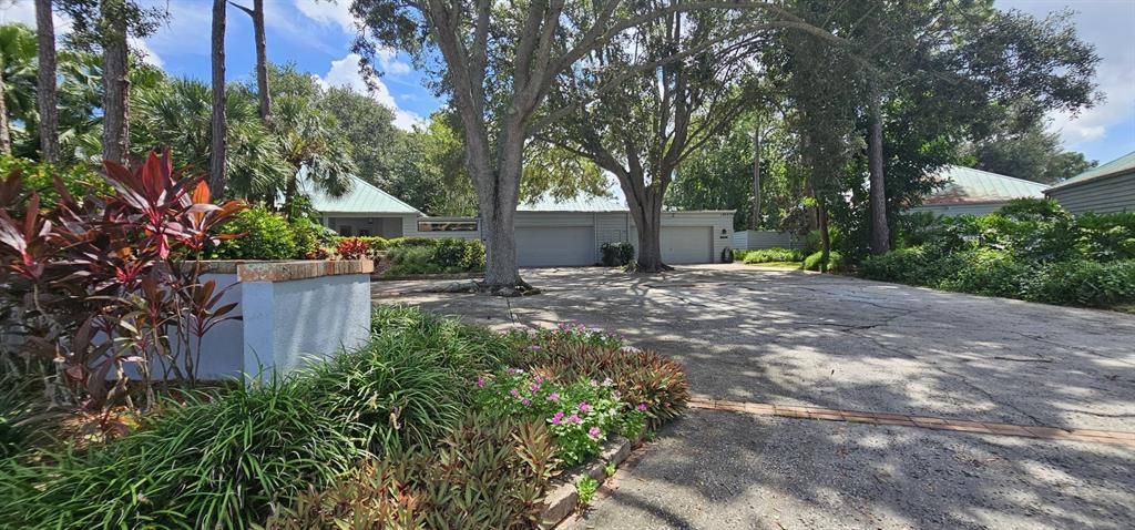 10495 LONGWOOD DRIVE