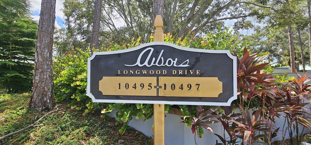 10495 LONGWOOD DRIVE, LARGO, FL — photo 2 of 82