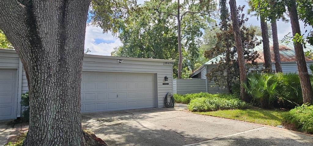 10495 LONGWOOD DRIVE, LARGO, FL — photo 4 of 82