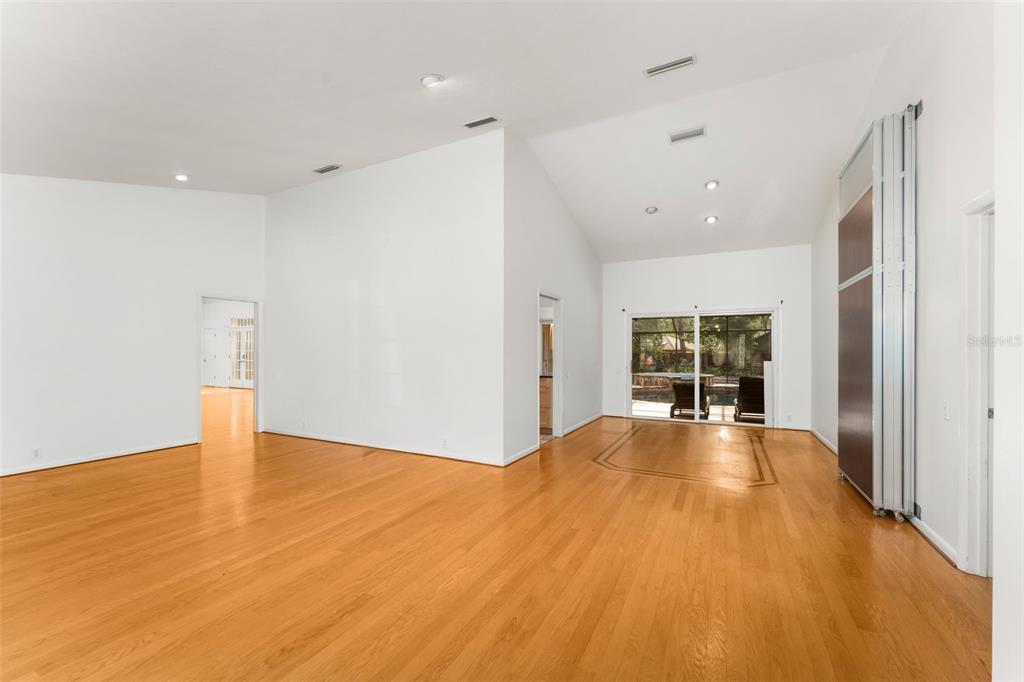 2921 NW 24TH TERRACE, GAINESVILLE, FL — photo 4 of 30