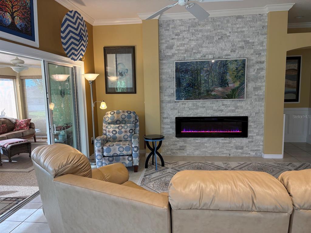 965 JOINER PLACE, THE VILLAGES, FL — photo 3 of 25