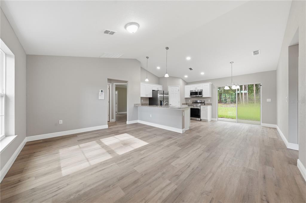 3962 SE 142ND LANE, SUMMERFIELD, FL — photo 5 of 30