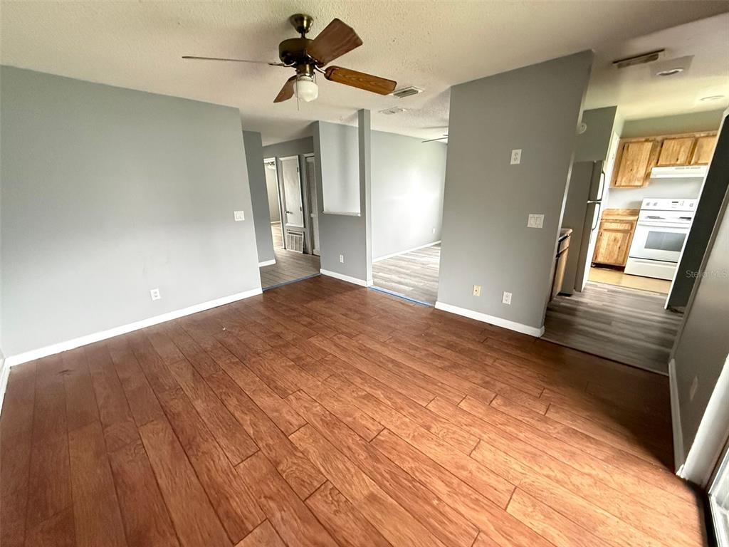 4202 PERSHING POINTE PLACE UNIT 3, ORLANDO, FL — photo 2 of 19