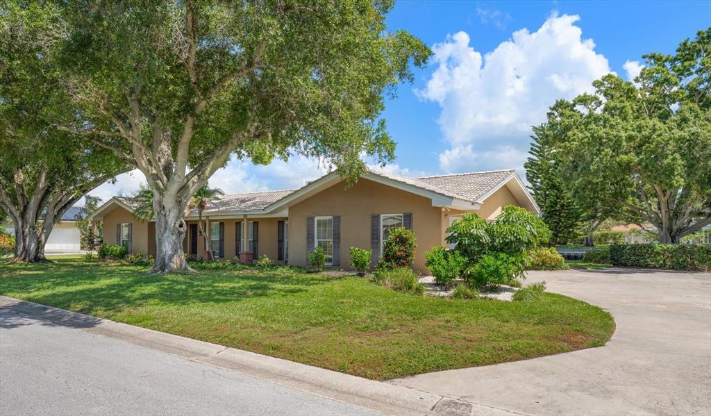 1641 SHERBROOK ROAD, CLEARWATER, FL — photo 5 of 53