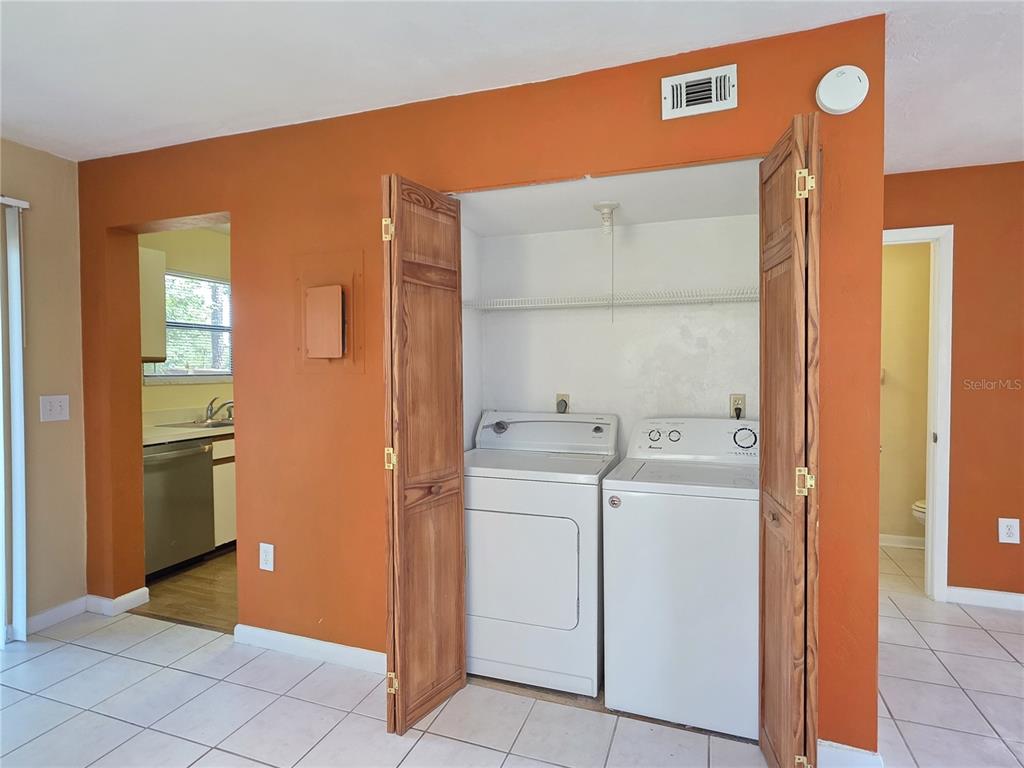 2300 SW 43RD ST UNIT M1, GAINESVILLE, FL — photo 5 of 23