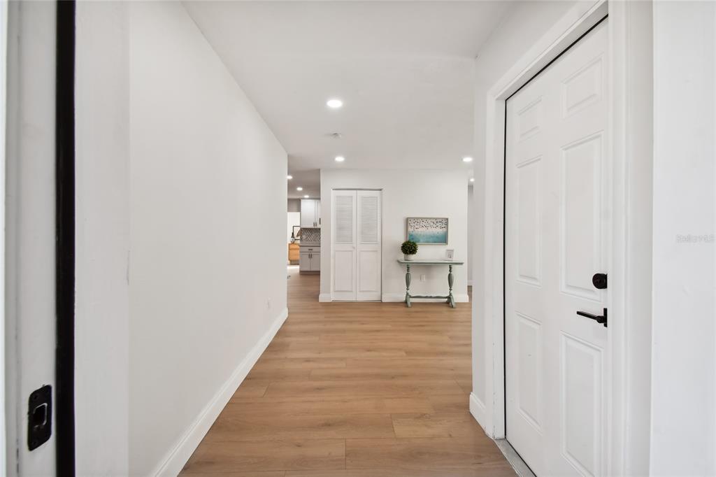 1639 SUMMIT WAY, DUNEDIN, FL — photo 2 of 29