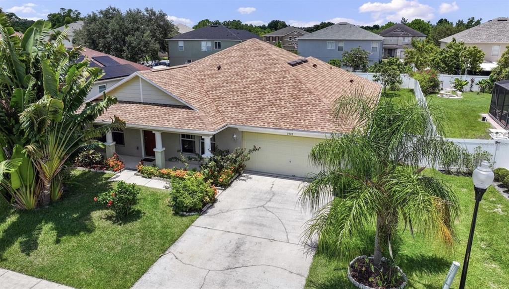 1903 BINNACLE STREET, KISSIMMEE, FL — photo 2 of 13