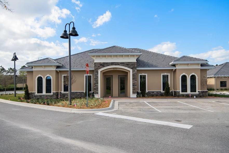 4373 HUNTERS PARK LANE UNIT 1