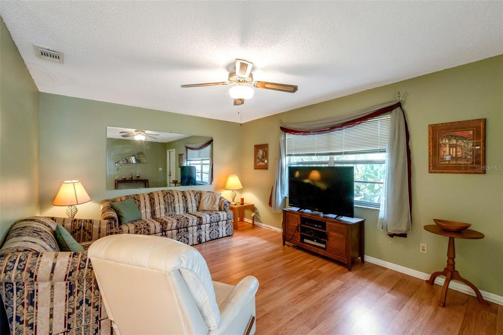 1814 FOXHUNT DRIVE UNIT A, SUN CITY CENTER, FL — photo 5 of 23