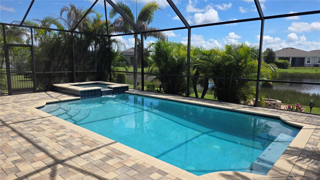 13318 WATERLEAF GARDEN CIRCLE, RIVERVIEW, FL — photo 2 of 20