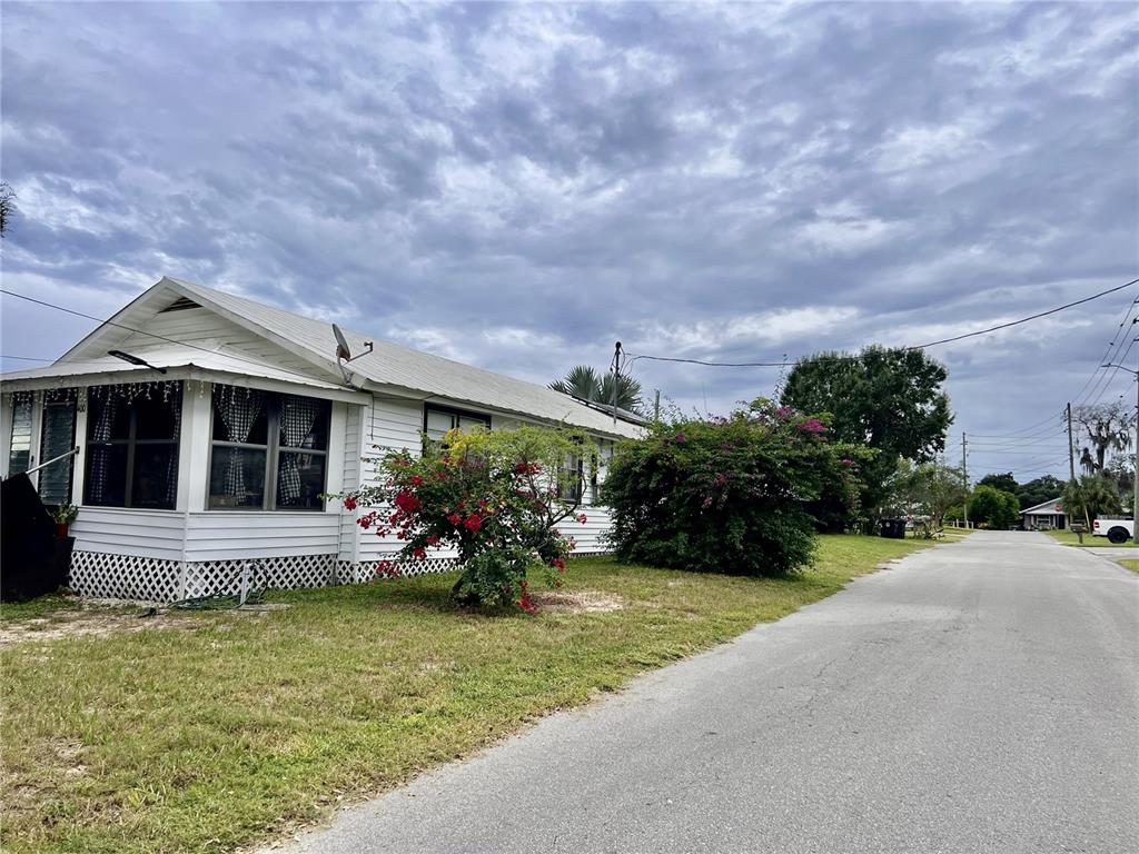 400 VIRGINIA STREET, FROSTPROOF, FL — photo 2 of 30